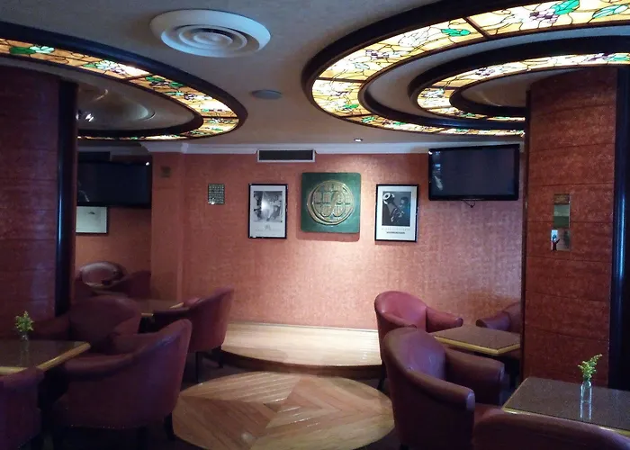 Beverly Hotel 4*