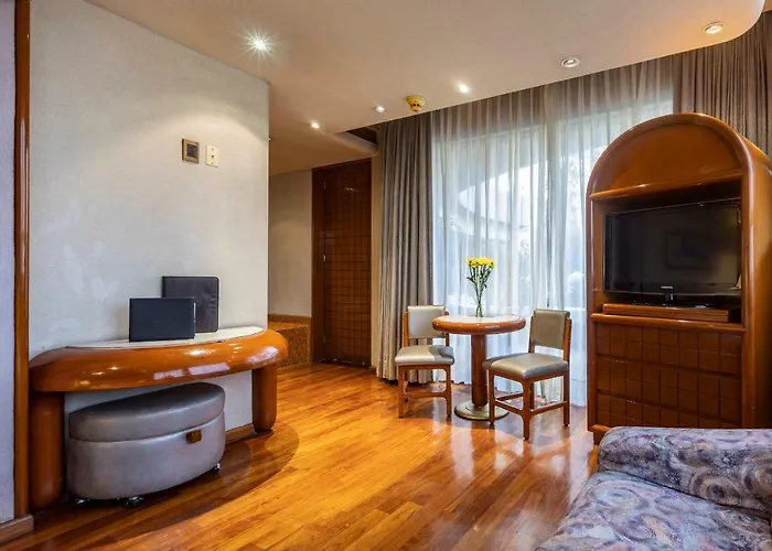 Beverly Hotel