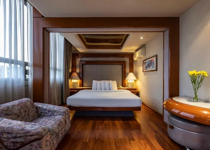 Beverly 4*